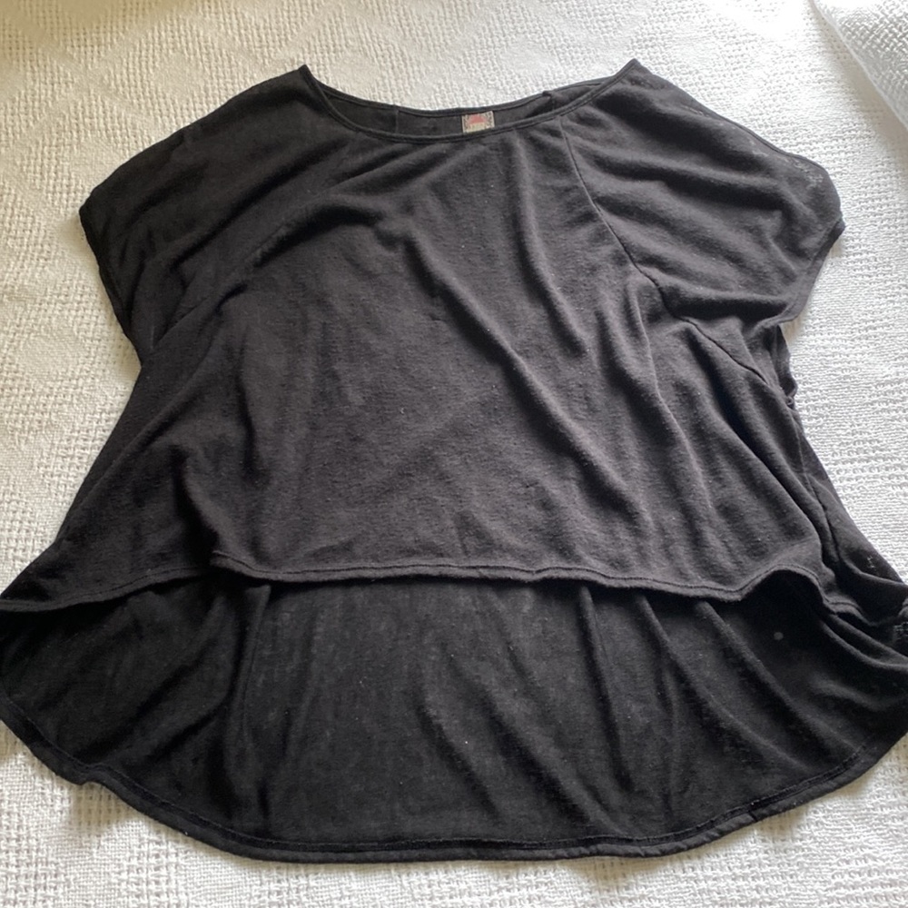 Free People Cold Shoulder Short Sleeve Top with Hi-Low Hem S